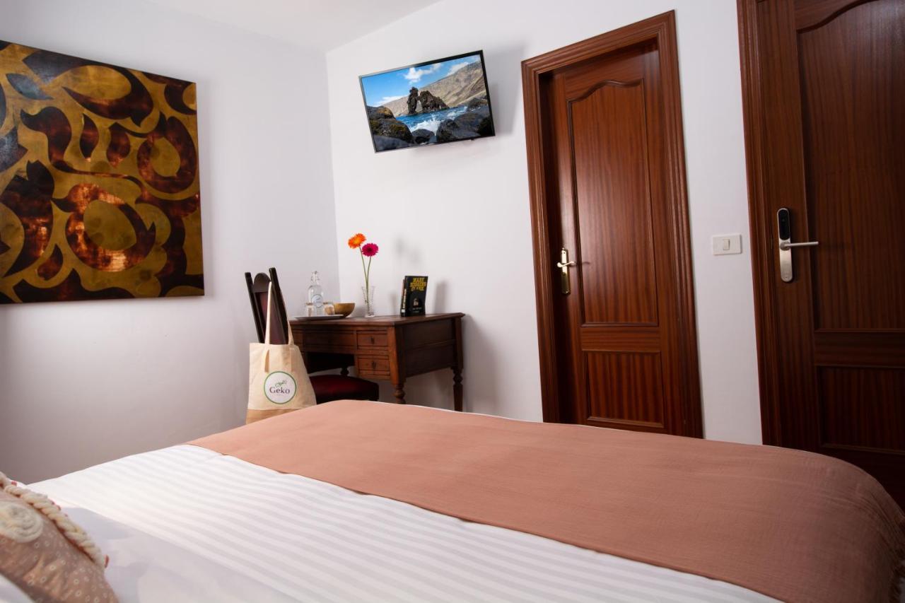 Geko Hotels Los Llanillos エクステリア 写真